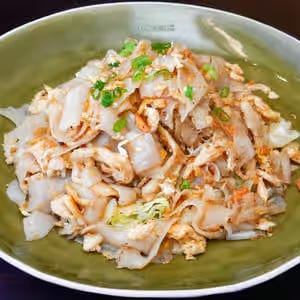 Stir Fried Chicken Noodle.